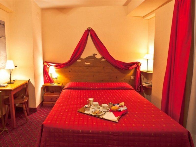 Hotel Courmayeur Exterior foto
