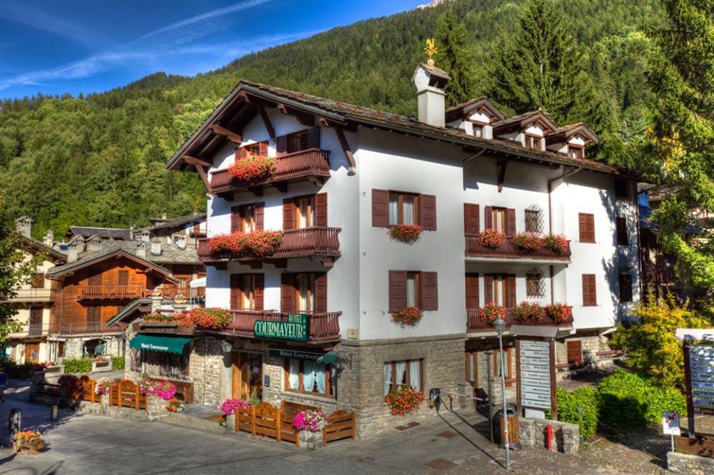 Hotel Courmayeur Exterior foto